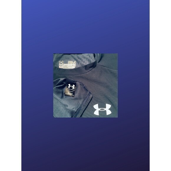 Under ARMOUR Women's HeatGear Compression Training Shirt, NAVY, Size S, NWOT* - Picture 3 of 9